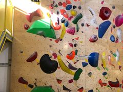 -问山MountQuest攀岩馆