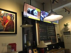 -拖板鞋咖啡旅行酒店(春熙路地铁站店)