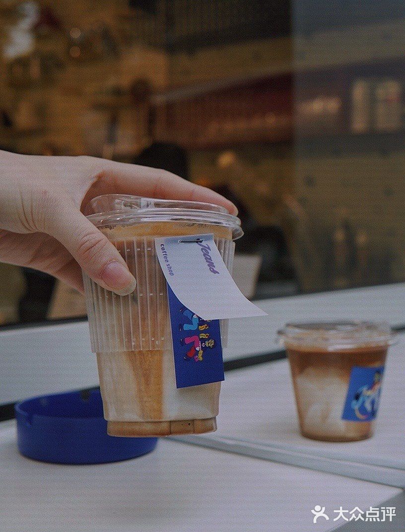 重庆探店｜我没有穿牛仔裤，牛仔衣行吗☕️