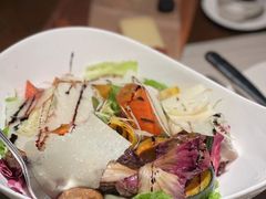 扒蔬菜色拉-Atto Primo