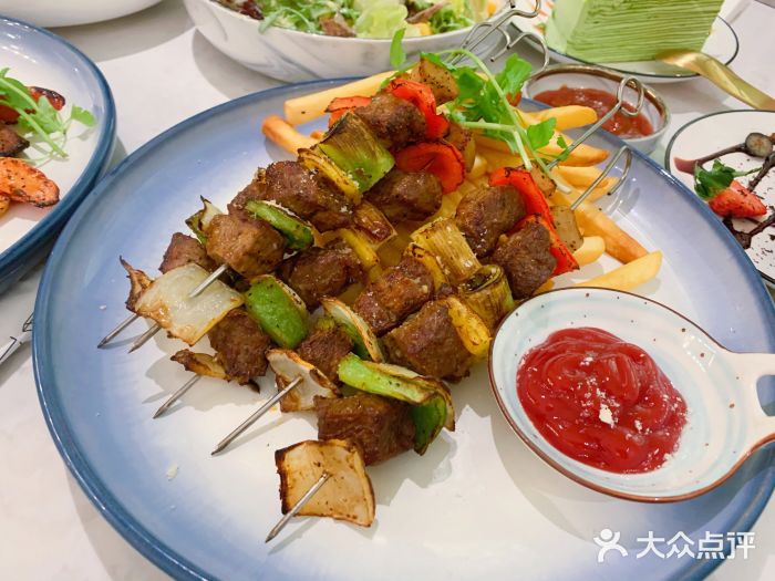 仁义涵(中央大街店)炭烤黑椒风味牛肉串图片