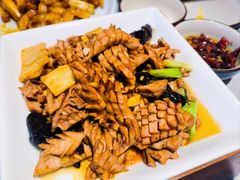 -梅飞酒家(名辉豪庭店)