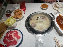 -三人行骨头王火锅(长寿店)