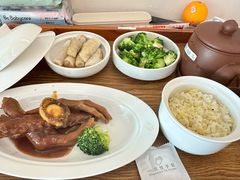 -雪梅月子中心(华侨城店)