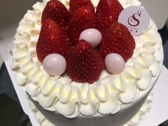 草莓咸忌廉-莎琳娜食品有限公司·蛋糕店