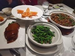 -贝勒爷·酥不腻烤鸭