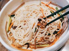 鸡丝凉米线-云海肴云南菜(浦江欢乐颂店)