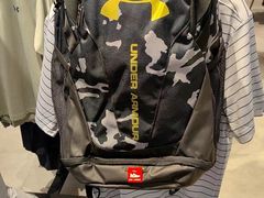 -UNDER ARMOUR(新燕莎奥莱店)