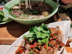 -越弥越南传统美食馆