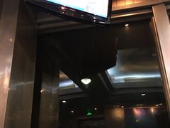 -天塔旋转餐厅