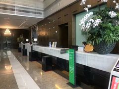 -上海虹桥西郊假日酒店