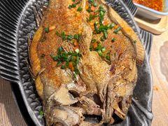 -蜜桃餐厅·伴山(湖滨商业街店)