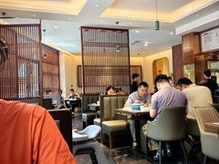 -高玛纳驴肉火烧(一世界店)