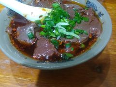 -杨三娘跷脚牛肉(羊子山西路店)
