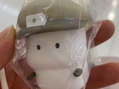 -名创优品(北京新中关购物中心地铁层店)