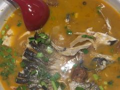 -川流不息·地道川菜·小龙虾(松东路店)