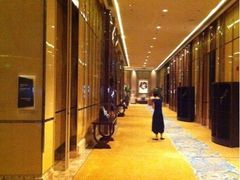 -上海浦东丽思卡尔顿酒店