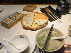 -丁里羊肉小镇(天鹅湖总店)