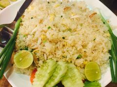 -J Daeng Seafood