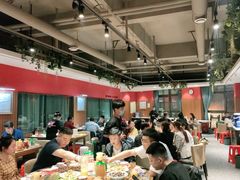 大堂-永红源啤酒·烧烤·海鲜·大排档(青特城店)