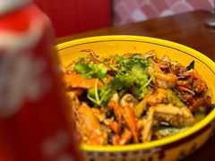 -休记光头香辣蟹干锅(绵竹店)