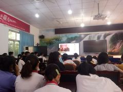 -成都濑川外国语学校