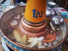 -毛辣果·贵州红酸汤牛肉火锅(西单店)