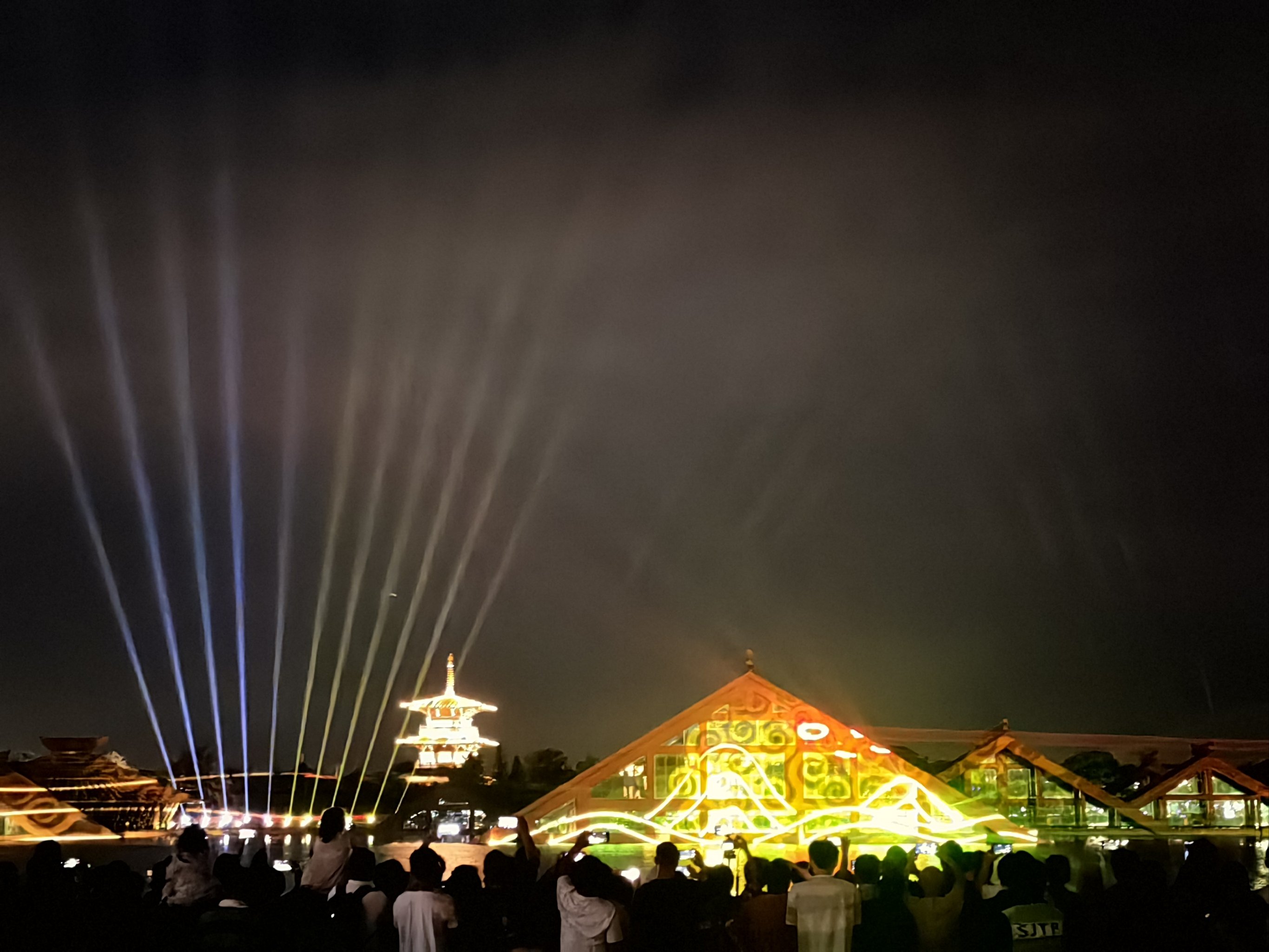 上海松江网红夜景图片