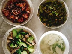 -爱贝尔高端月嫂(母婴护理)