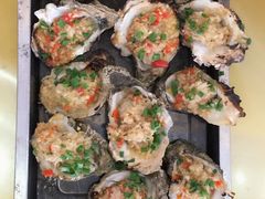 -覃记海鲜美食餐厅