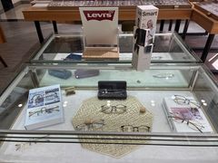 -无界眼镜MaxLess(滨江星光大道店)