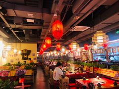 大堂-谭鸭血老火锅(万象九宜城店)