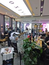 -藤野造型烫染·漂发