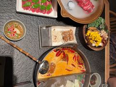 -三出山火锅(南京万象天地店)