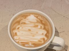 -广州中心皇冠假日酒店·汇点大堂吧