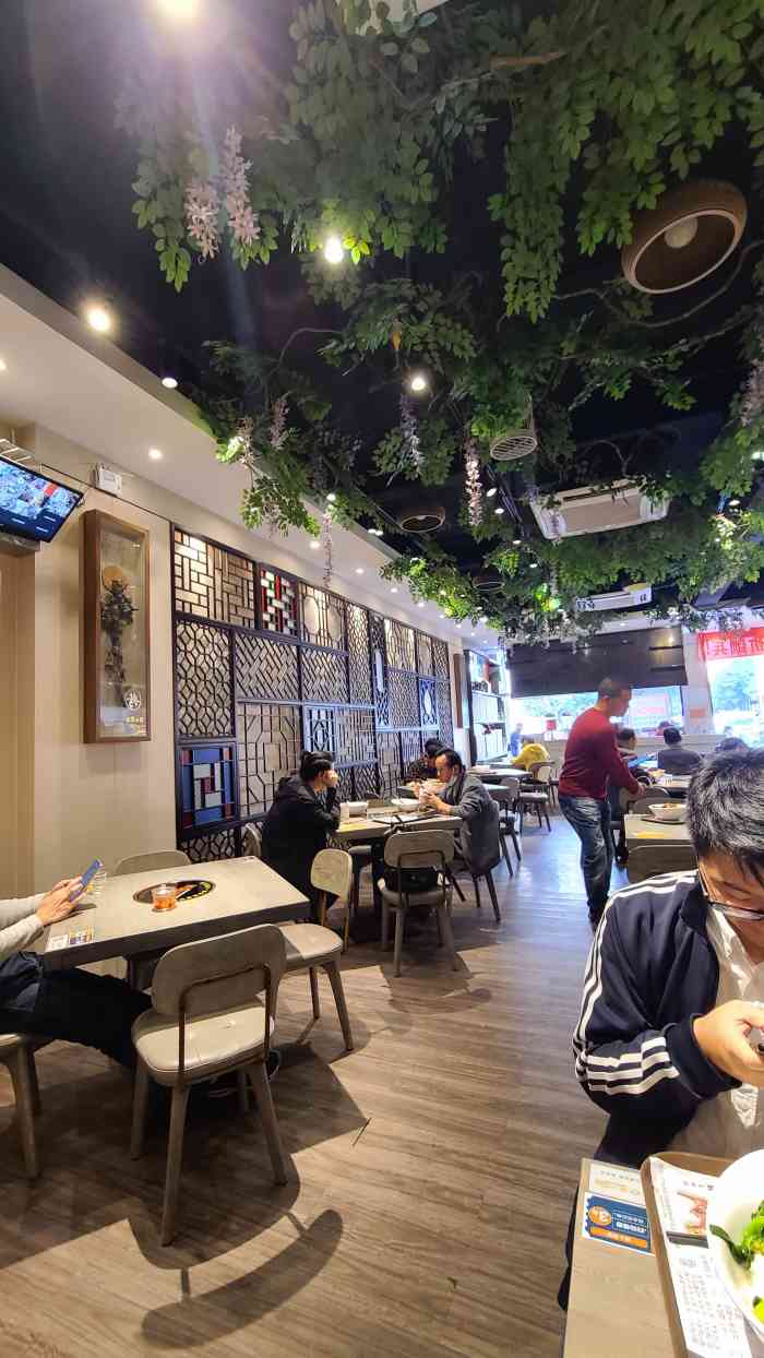 东川饭局·清远国宴鸡煲(棠德花园店)-"试过周边几家烧腊店,还是最