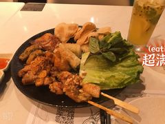 越南小吃拼盘-美奈小馆·越南料理(中航城君尚购物中心店)