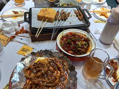 -上尚兄弟烧烤餐厅(鑫通大厦店)