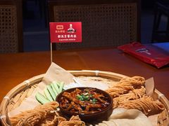 -魏铭鱼头捞饭(晋阳路店)