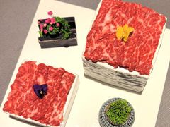 -左庭右院鲜牛肉火锅黑金店(陆家嘴中心店)