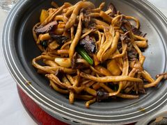 茶树菇土酱肉-野蔓果·山野菜(西湖景区·龙井茶田店)