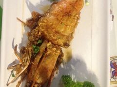 -新大咀港式茶餐厅(宝山万达店)