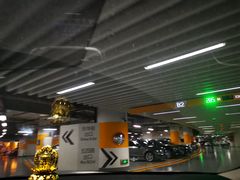 -大连恒隆广场-地下停车场