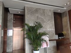 -和颐酒店(广州琶洲会展中心广州塔赤岗地铁站店)