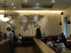 大堂-星巴克臻选(广州沙面店)