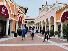 -佛罗伦萨小镇广佛名品奥特莱斯(疏港路店)