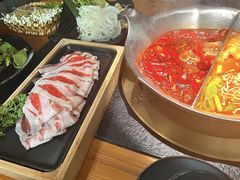 -湊湊火锅·茶憩(南京东路悦荟店)