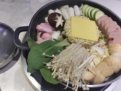 -运气牛自助酱大骨火锅(南京东路店)
