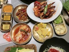 -草家酱蟹炭火烤肉店(珲春南路一店)