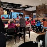 排队半天才轮到我，下次要早早来了，刚下班就过来大菠萝